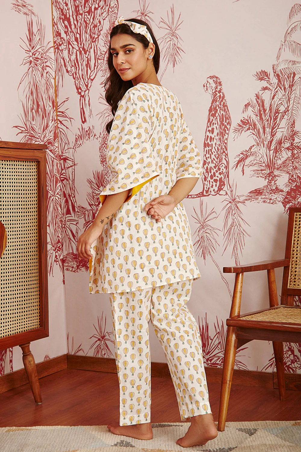 Flying Parachutes Kaftan Night Set